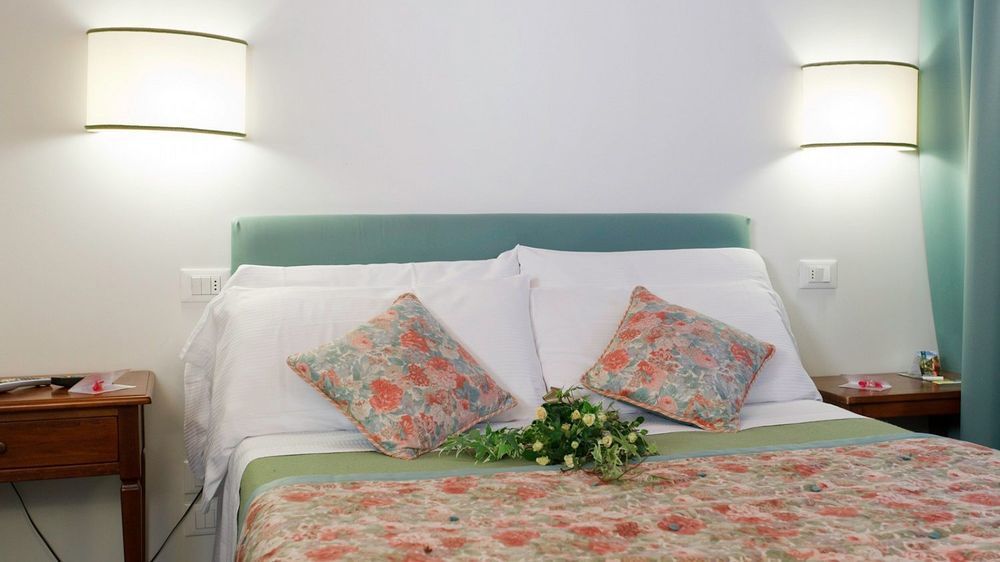 Albergo Al Moretto Castelfranco Veneto Bagian luar foto