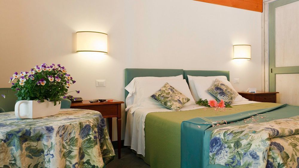 Albergo Al Moretto Castelfranco Veneto Bagian luar foto