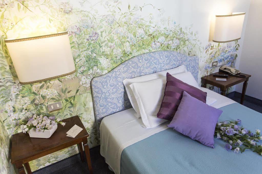 Albergo Al Moretto Castelfranco Veneto Bagian luar foto